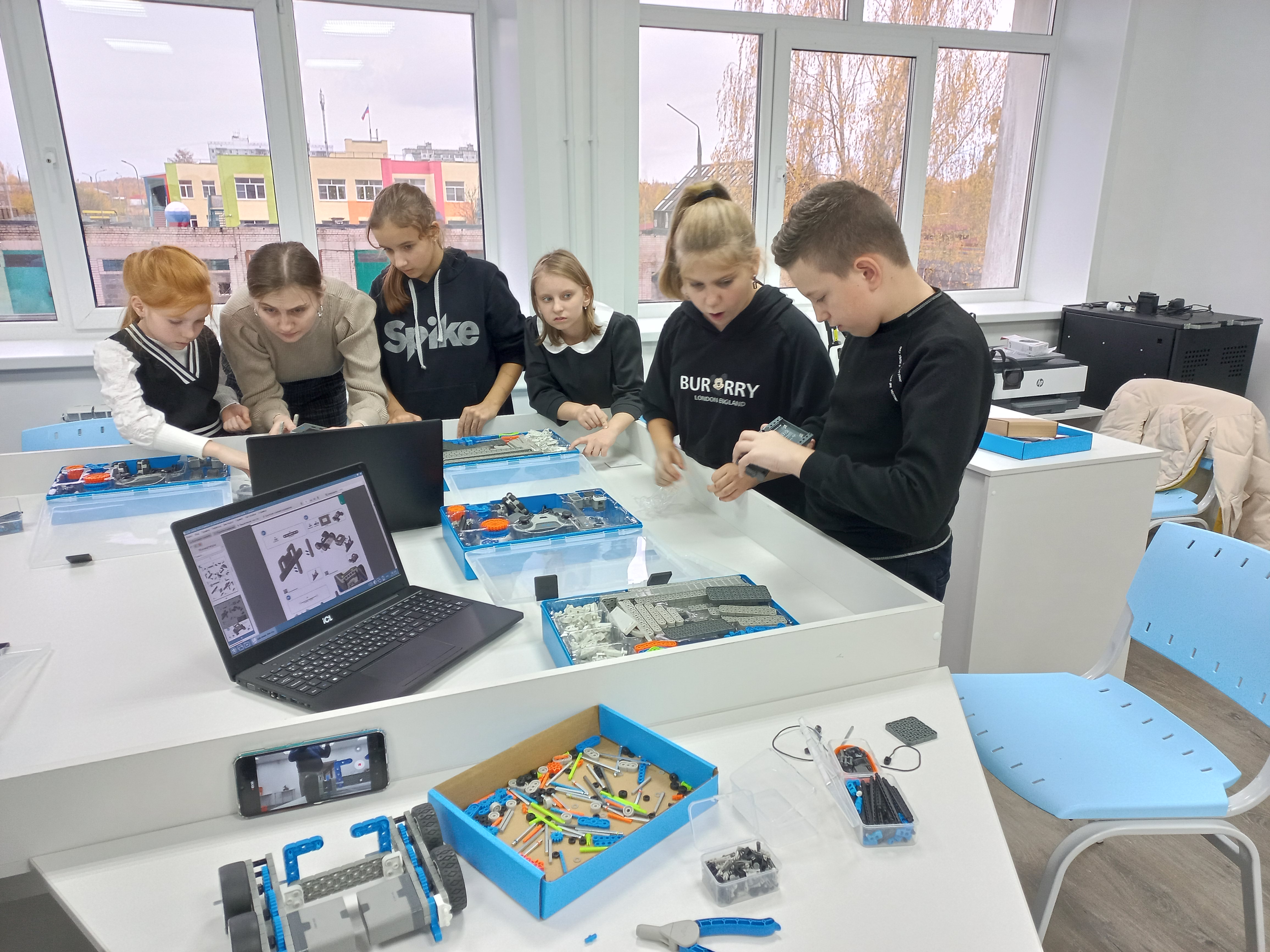 Собираем роботов